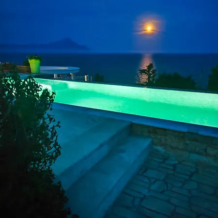 Ulyana - Athos Sea View & * Kriaritsi