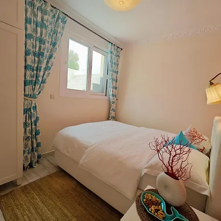 Ulyana - Athos Sea View & Apartment