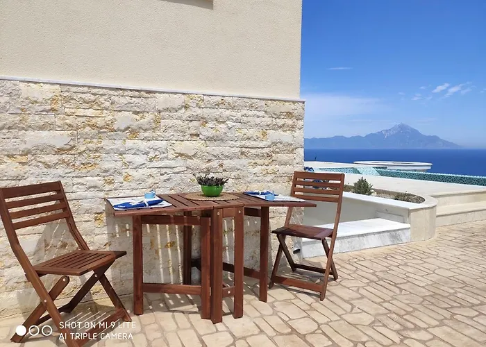 דירה Ulyana - Athos Sea View & Kriaritsi