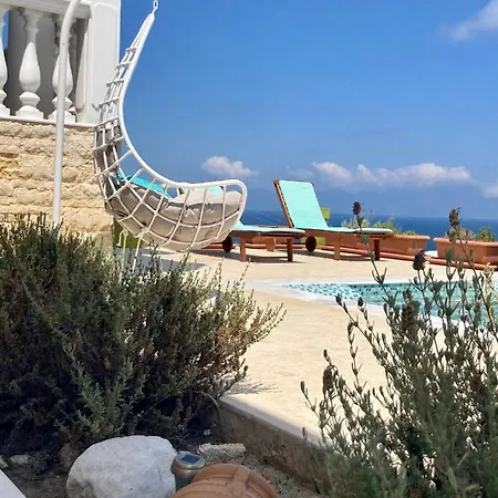 Ulyana - Athos Sea View & Kriaritsi