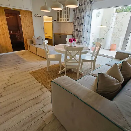 Ulyana - Athos Sea View & Διαμέρισμα Kriaritsi