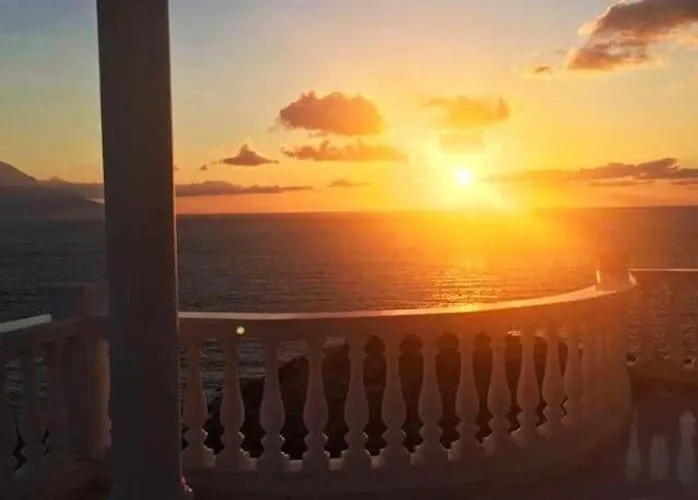 Apartamento Ulyana - Athos Sea View & *